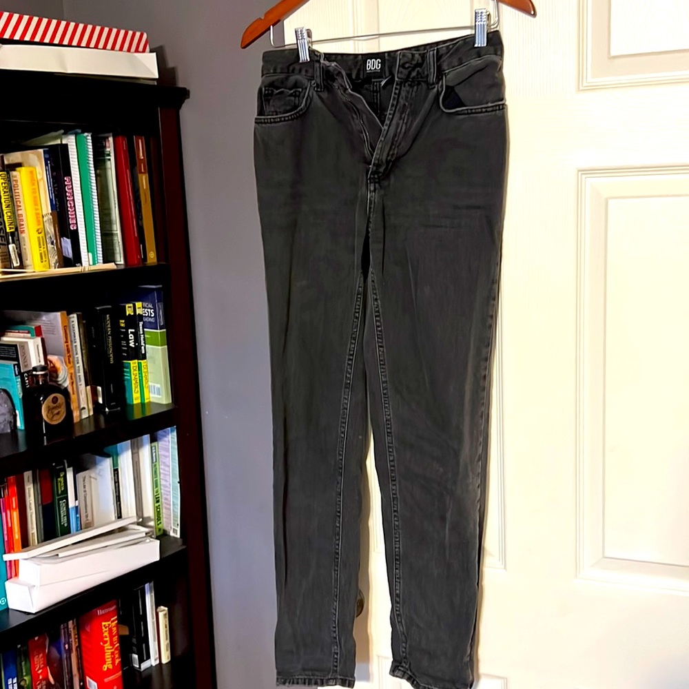 Urban outfitters BDG mom jeans 25/27